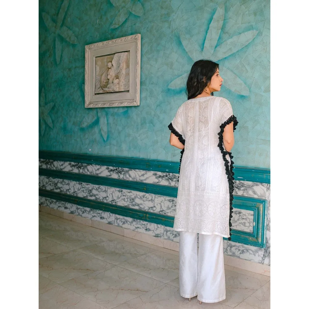 MONK & MEI Begum Chikankari Kaftan & Pants- White (Set of 2)