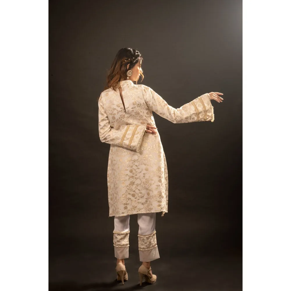 Monk & Mei Gracy Pakistani Kurta and Pant (Set of 2)